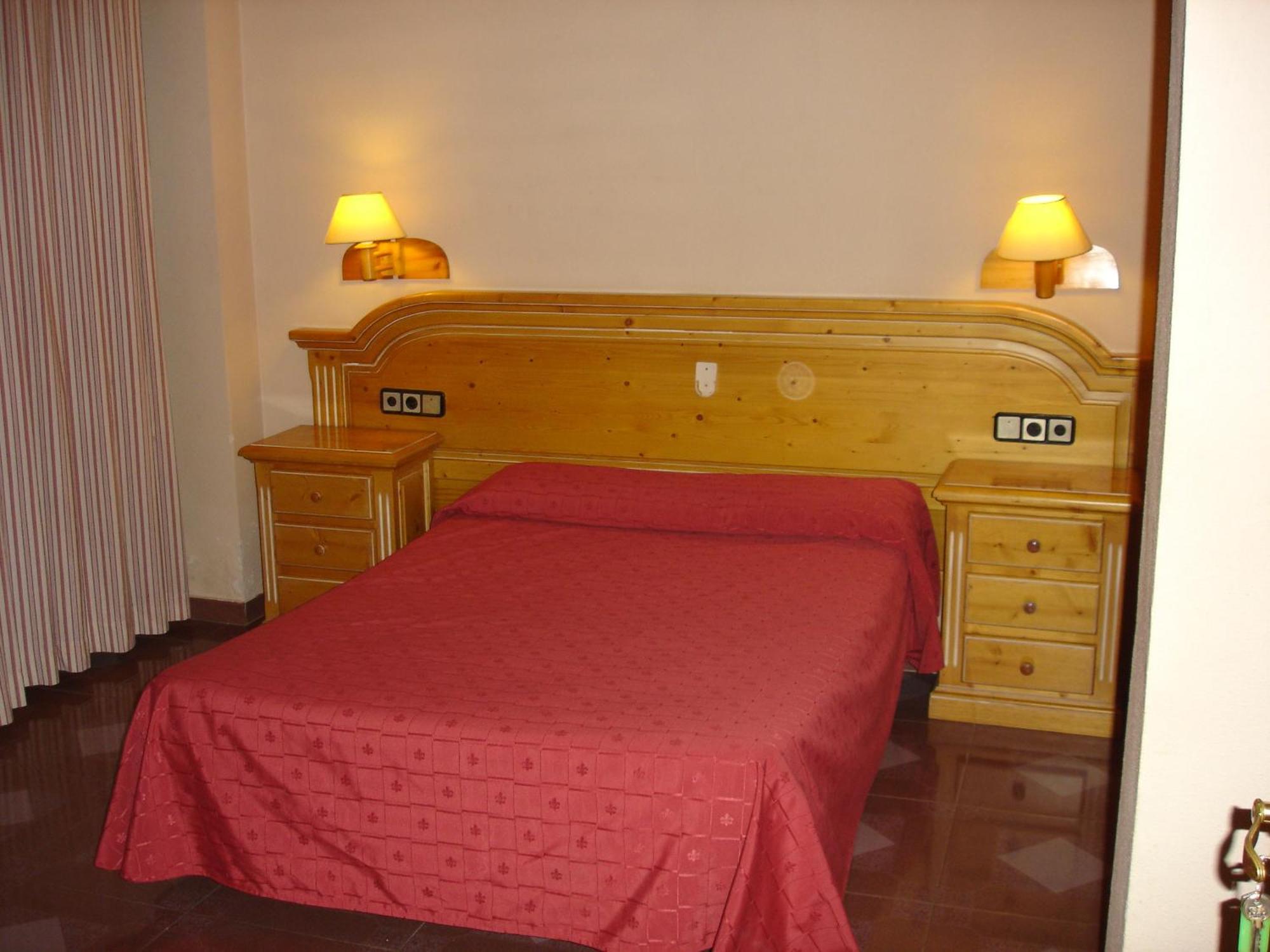 Hotel Vista Nevada Darro Extérieur photo